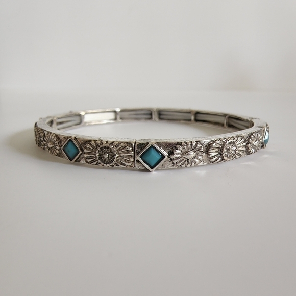 NEW Boho Turquoise Engrave Antique Metal Stretch Bracelet - Picture 4 of 6